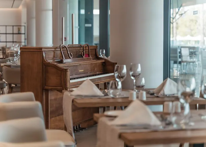 فندق Grand غينادي