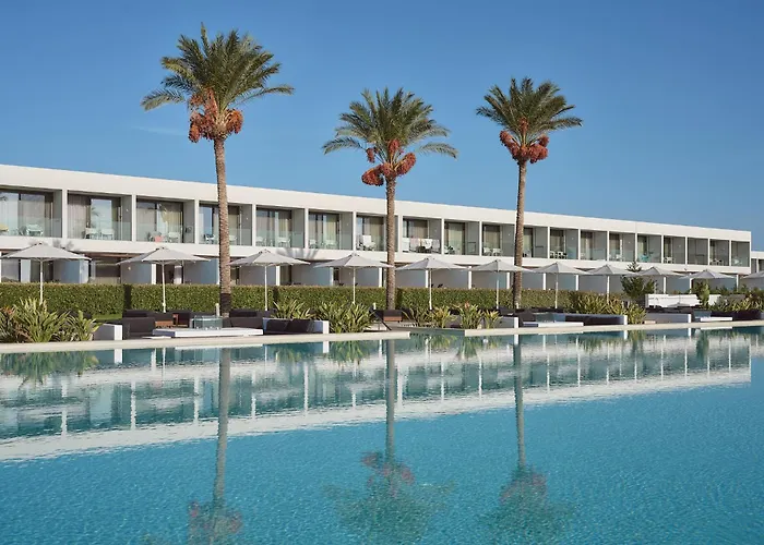 Grand 5* غينادي