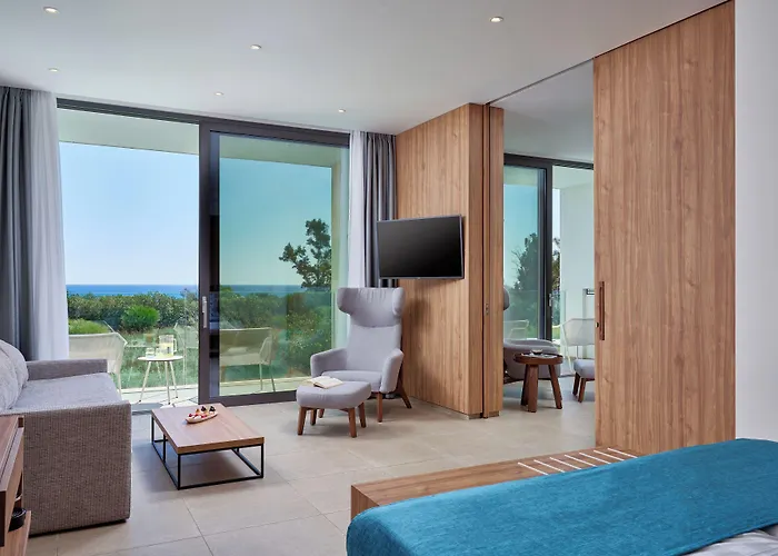 Hotel Grand Jenadi